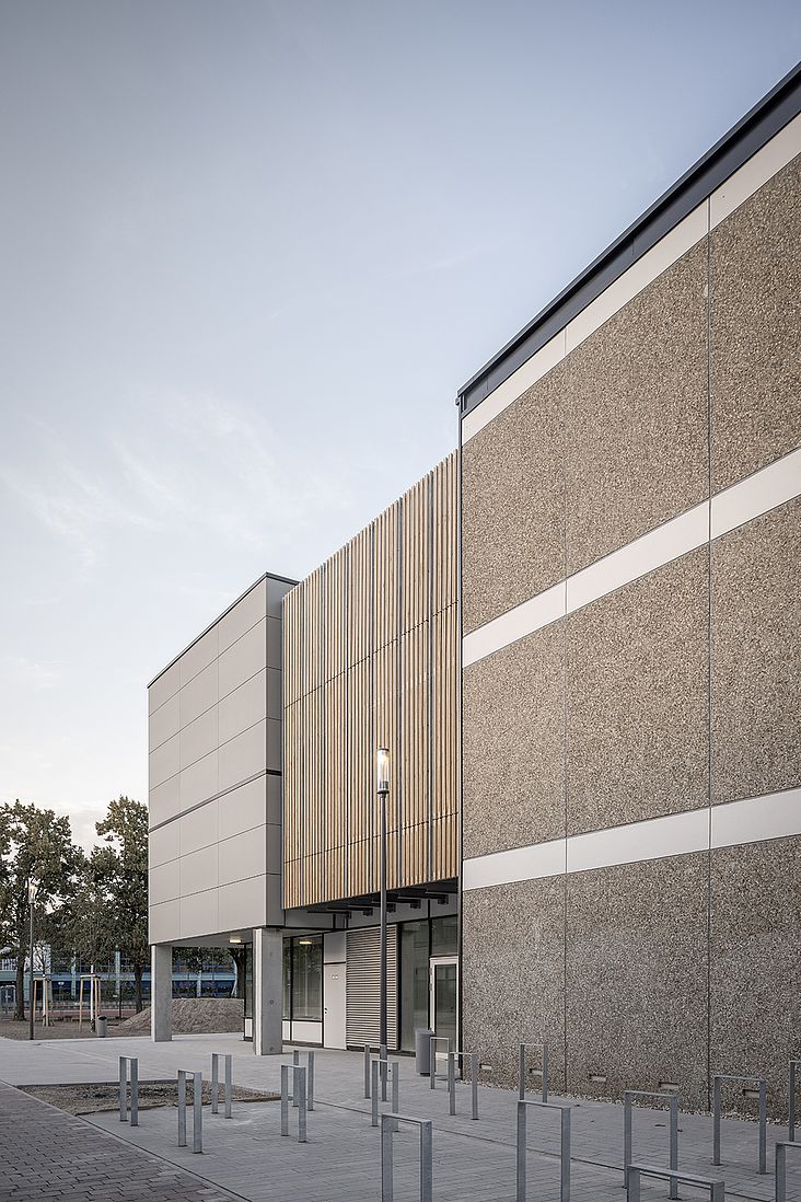 Stirnseite Fügung von Alt & Neu (Foto: Rainer Taepper Architekturfotografie)