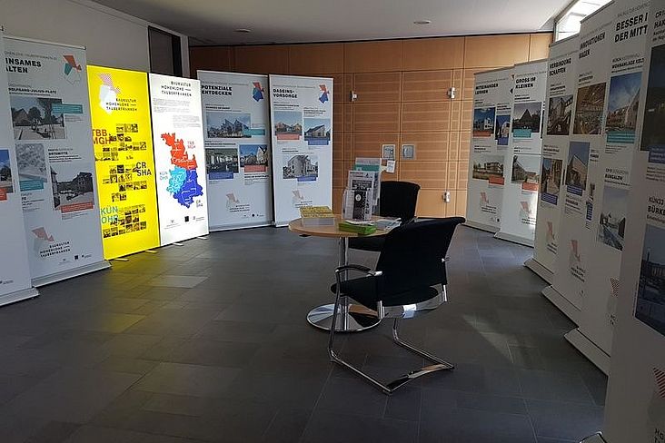 Impression der Ausstellungsstation: Pfedelbach, Rathaus (Fotograf: Stadt Pfedelbach)