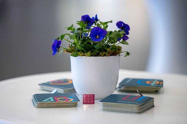 Blumen und Bierdeckel