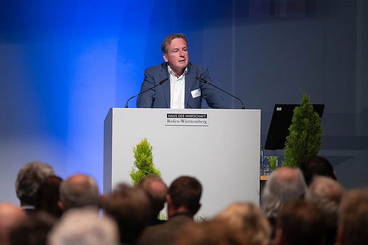 Prof. Voigtlaender