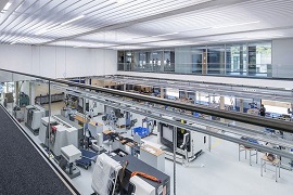 Blick in Fabrikhalle